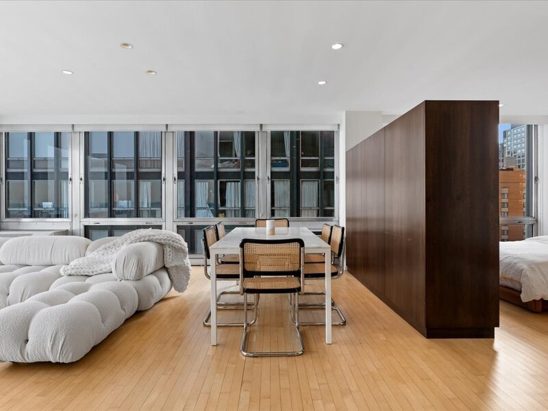 880 N Lake Shore Drive Chicago IL 60611