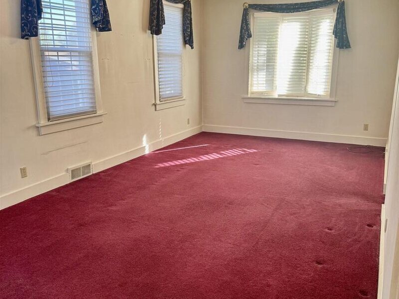 2223 W Lombard Street Davenport IA 52804