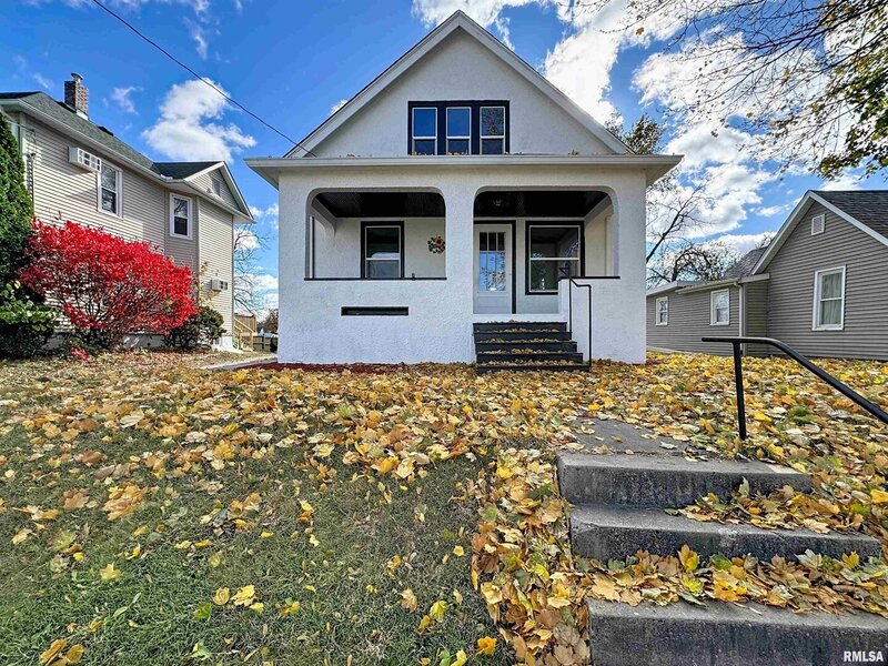1638 20th Avenue Moline IL 61265