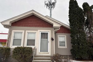 Photo of 3316 Avenue Of The Cities Avenue Moline IL 61265