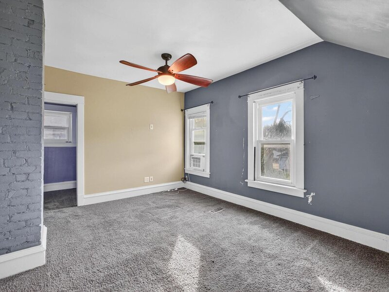 1525 W High Street Davenport IA 52804