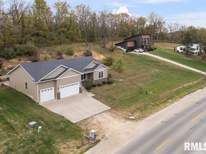 1215 Waverly Road Davenport IA 52804