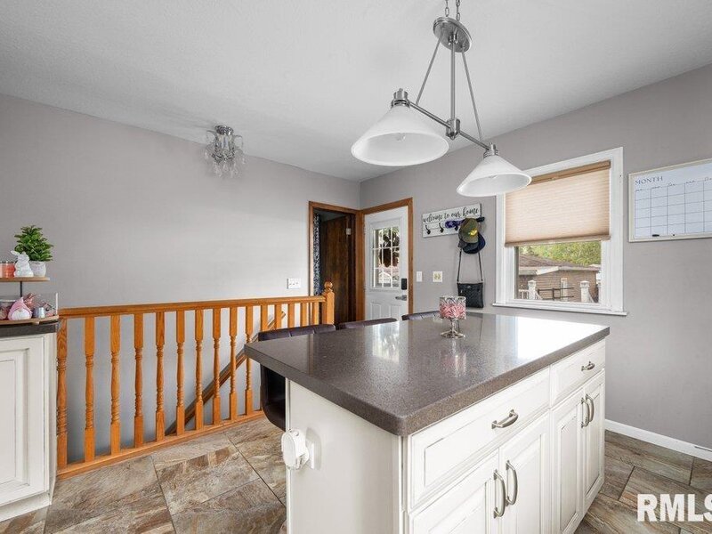 3430 W Locust Street Davenport IA 52804