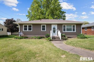 Photo of 3430 W Locust Street Davenport IA 52804