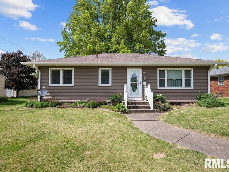 3430 W Locust Street Davenport IA 52804