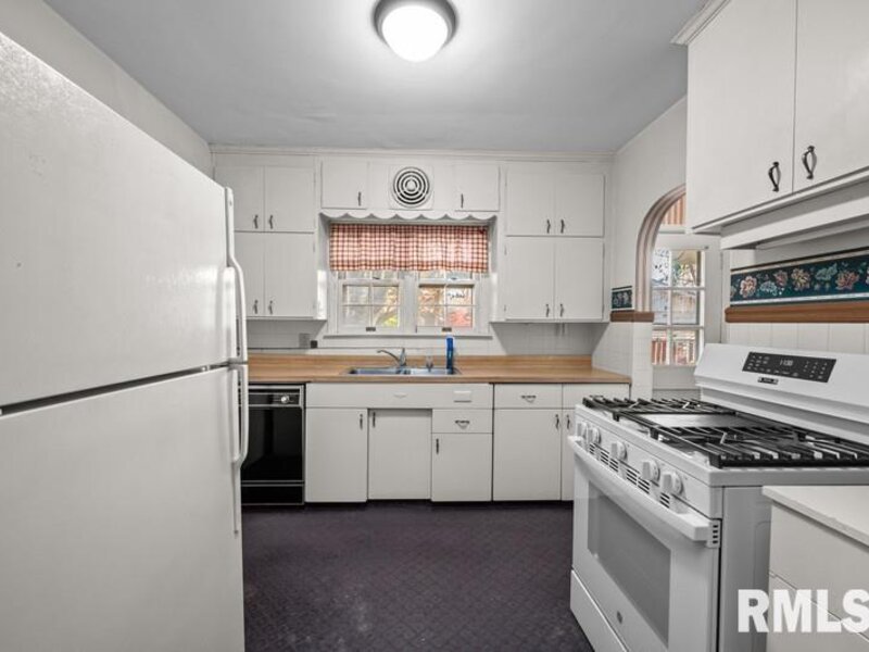 1911 21st Street Rock Island IL 61201