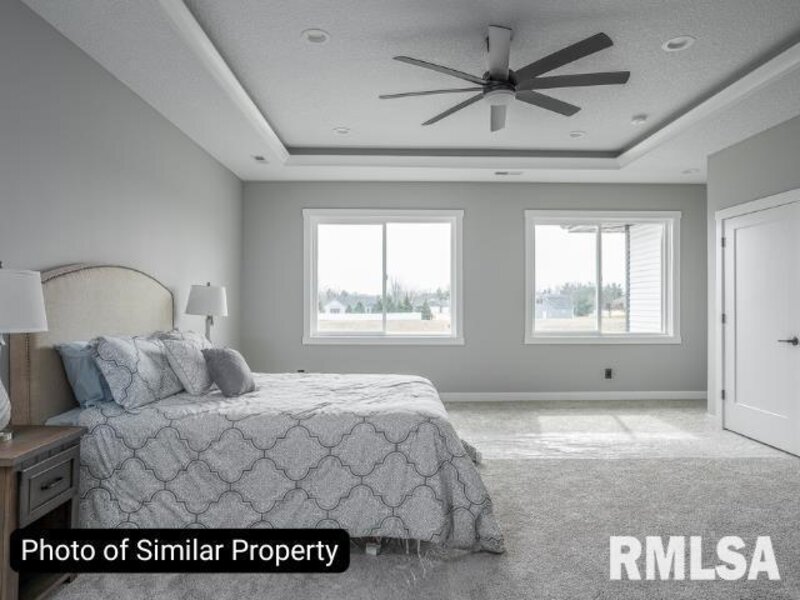 1713 Katie Court Davenport IA 52807