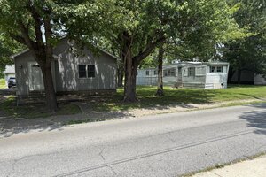 Photo of 1606 W Faust Street Marion IL 62959