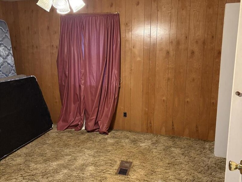 1606 W Faust Street Marion IL 62959