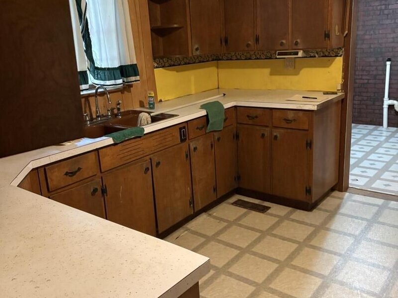 1606 W Faust Street Marion IL 62959