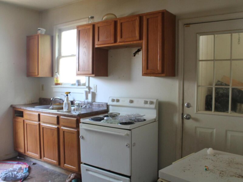 702 W Walnut Street Carbondale IL 62901