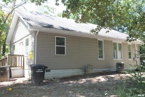 Photo of 702 W Walnut Street Carbondale IL 62901
