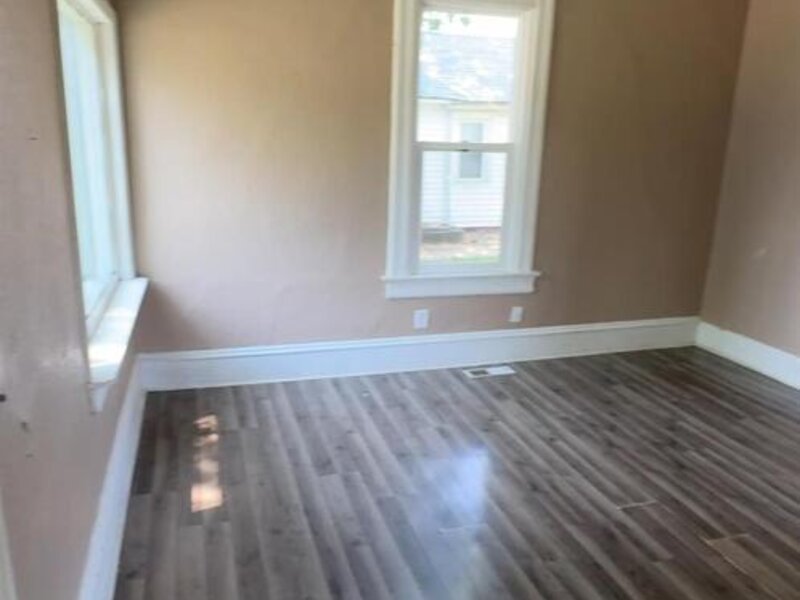 1009 W Smith Street Peoria IL 61605