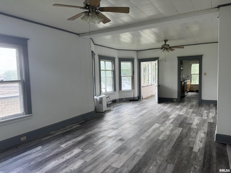 924 4th Street Peru IL 61354