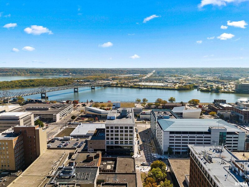 125 Sw Jefferson Street Peoria IL 61602