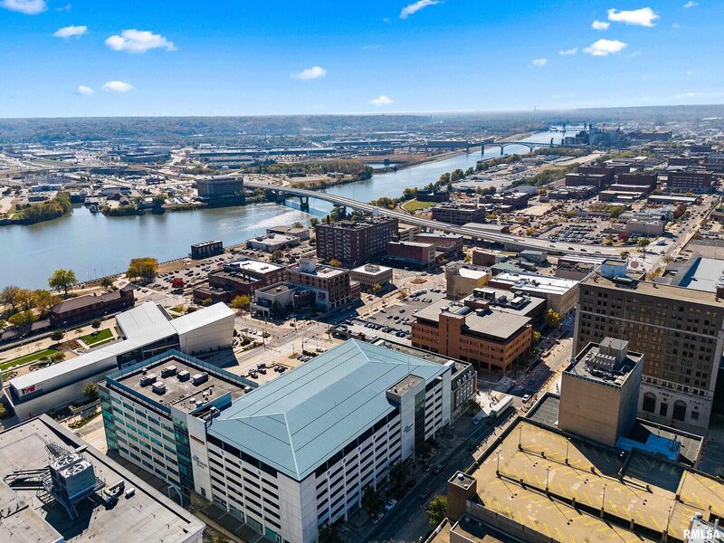 125 Sw Jefferson Street Peoria IL 61602