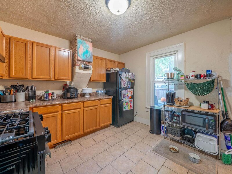 806 E Monroe Street Bloomington IL 61701