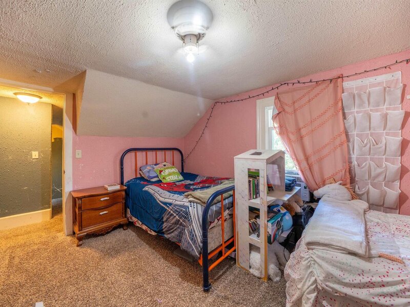 806 E Monroe Street Bloomington IL 61701