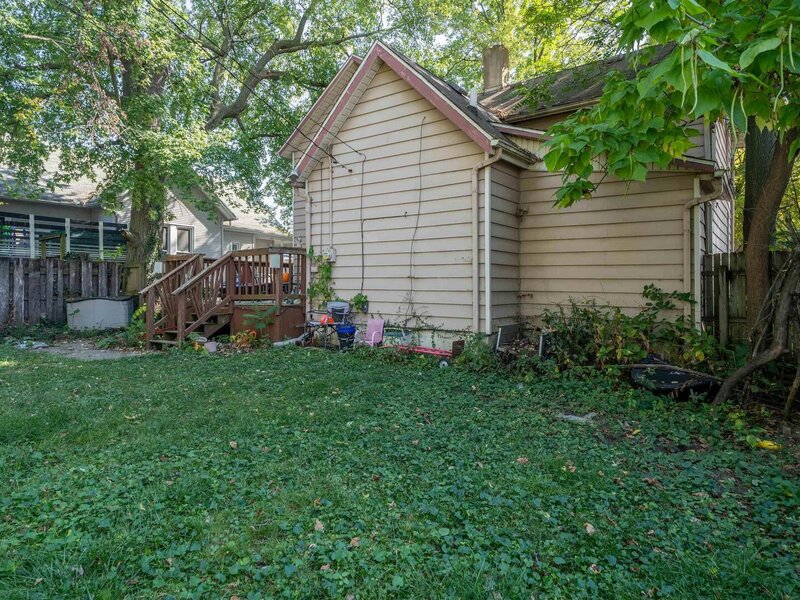 806 E Monroe Street Bloomington IL 61701