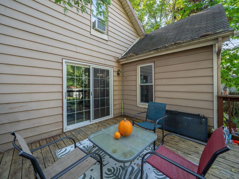 806 E Monroe Street Bloomington IL 61701