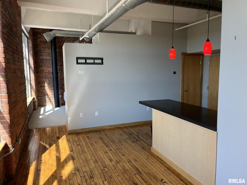 401 Sw Water Street Peoria IL 61602