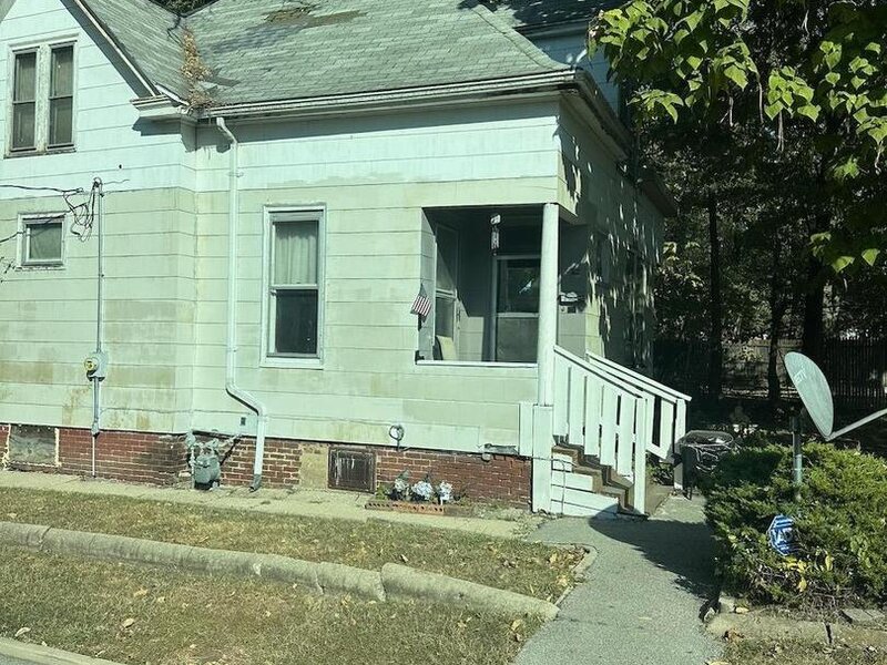 120 N Kane Street Peoria IL 61605