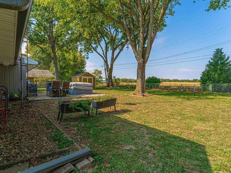 6 Meadow Lane Lincoln IL 62656