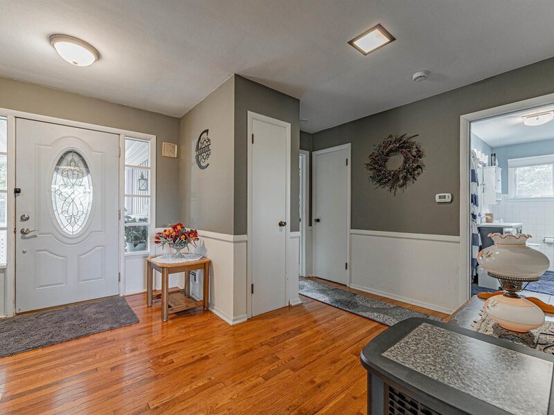 6 Meadow Lane Lincoln IL 62656