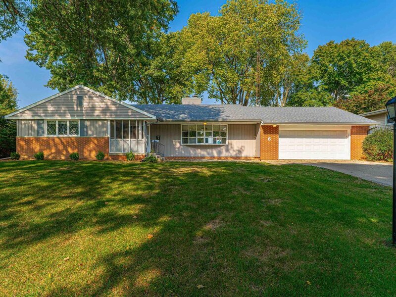 6 Meadow Lane Lincoln IL 62656