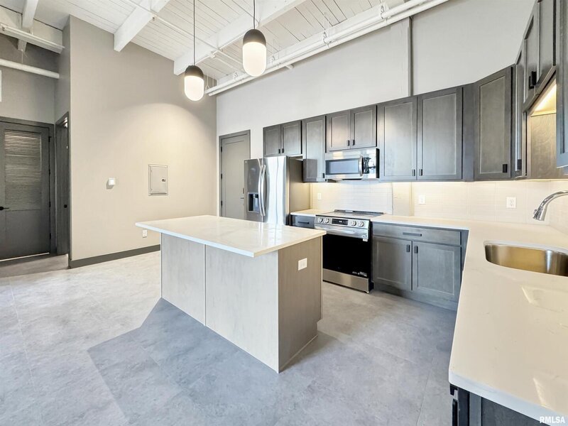 1001 Sw Adams Street Peoria IL 61602