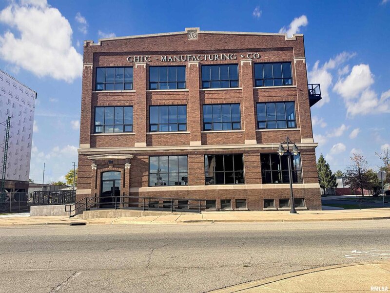 1001 Sw Adams Street Peoria IL 61602