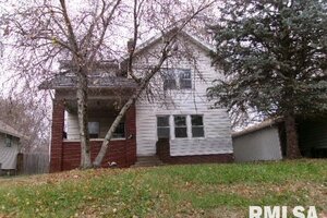 Photo of 1410 N Douglas Street Peoria IL 61606