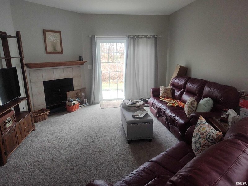 1535 Reserve Lane Dekalb IL 60115