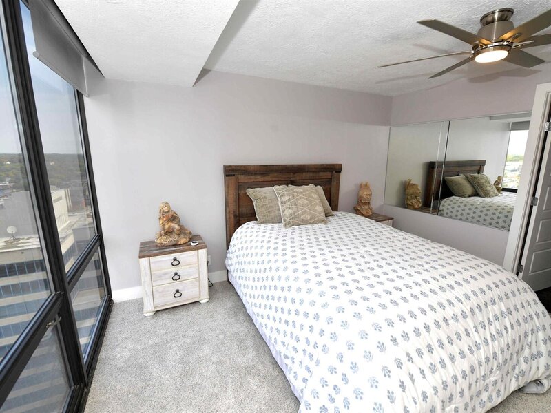 125 Sw Jefferson Avenue Peoria IL 61602
