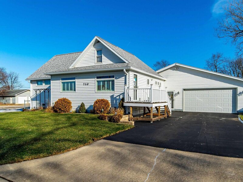 710 N Jefferson Street Lincoln IL 62656