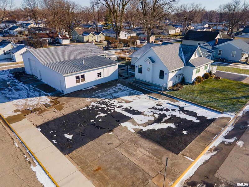710 N Jefferson Street Lincoln IL 62656