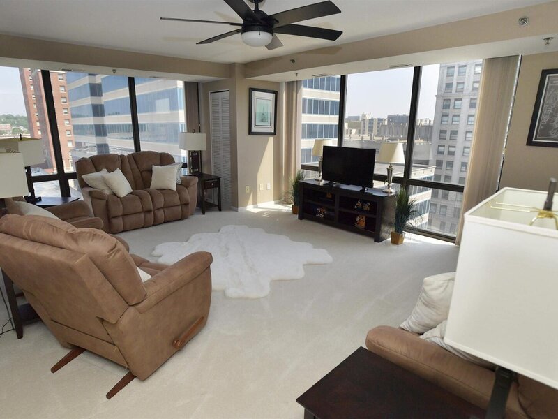 123 Sw Jefferson Avenue Peoria IL 61602