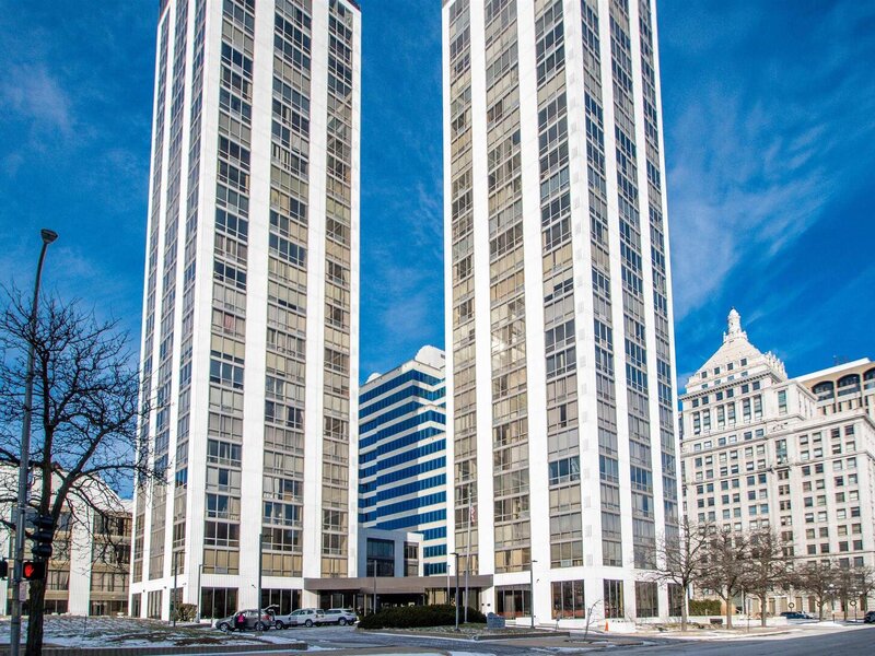 123 Sw Jefferson Street Peoria IL 61602