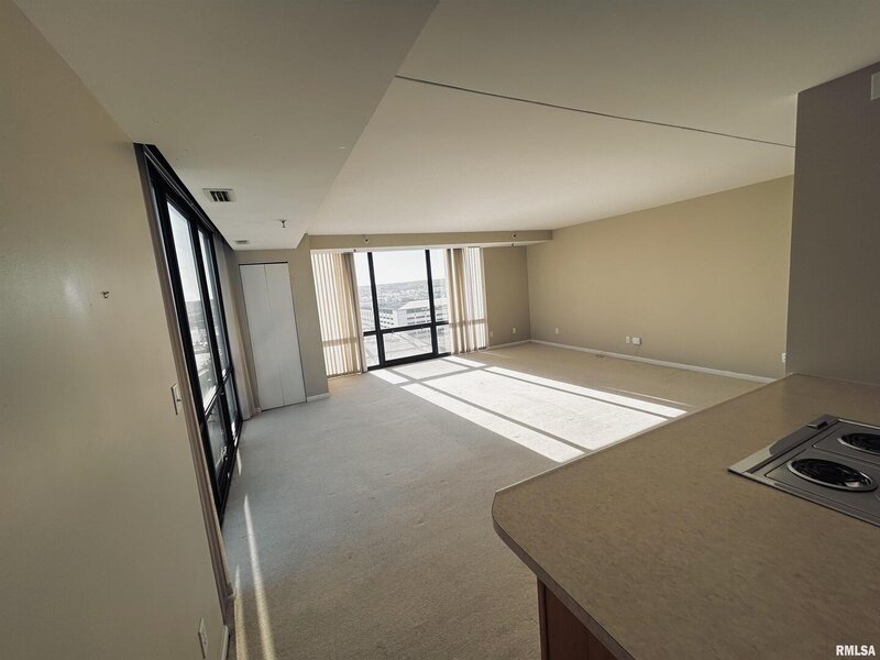 125 Sw Jefferson Avenue Peoria IL 61602