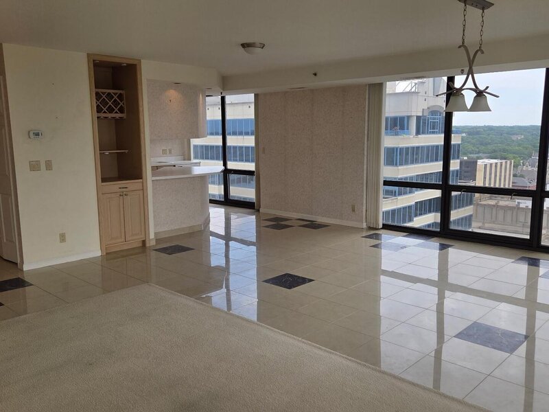 125 Sw Jefferson Avenue Peoria IL 61602