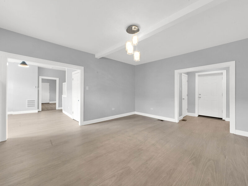 12432 S State Street Chicago IL 60628