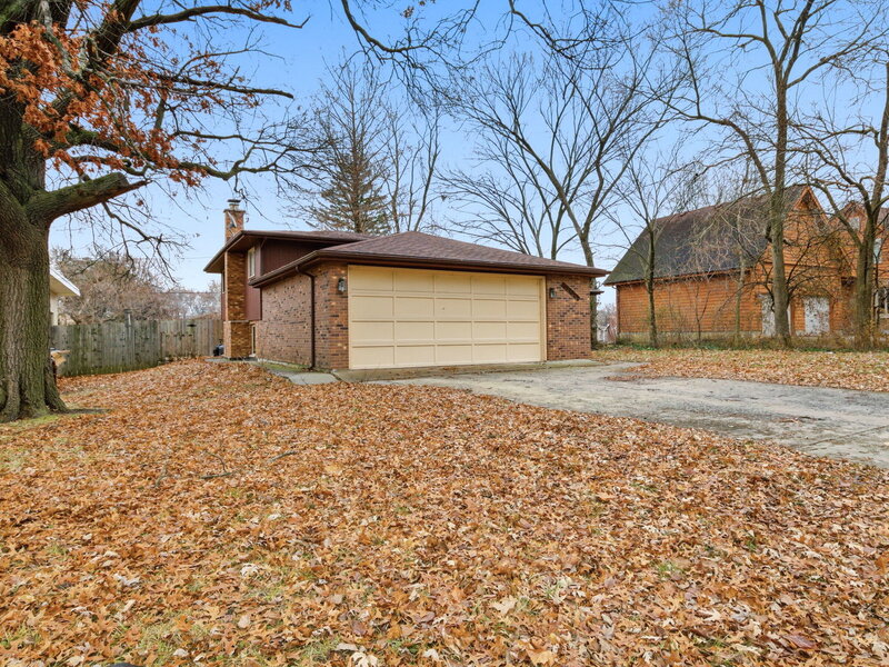 18341 Poplar Avenue Homewood IL 60430