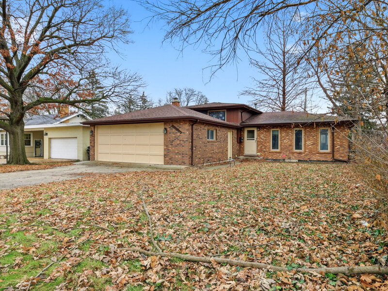 18341 Poplar Avenue Homewood IL 60430