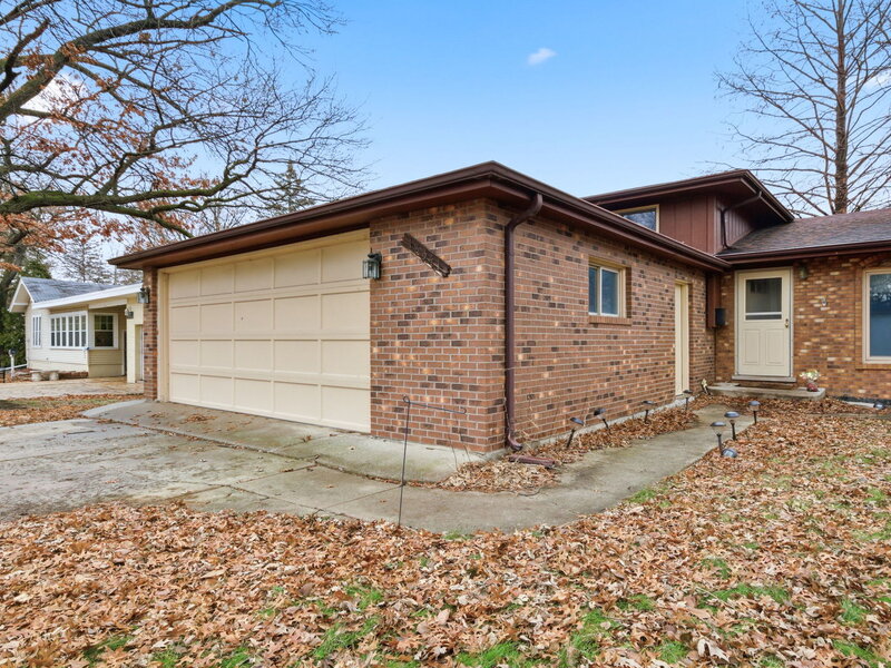 18341 Poplar Avenue Homewood IL 60430