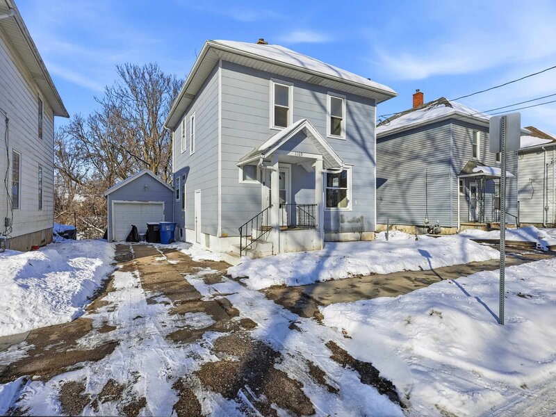 1169 23rd Street Moline IL 61265