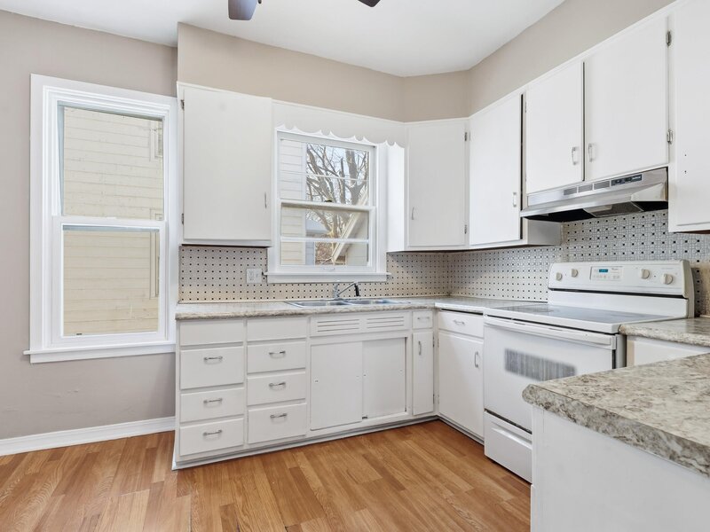 1169 23rd Street Moline IL 61265