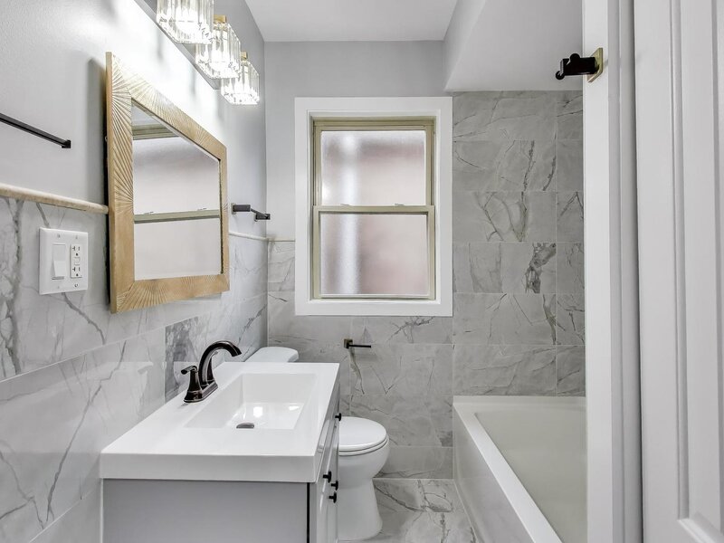 10229 S Calumet Avenue Chicago IL 60628