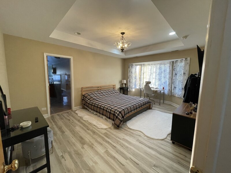 200 W Thacker Street Hoffman Estates IL 60169