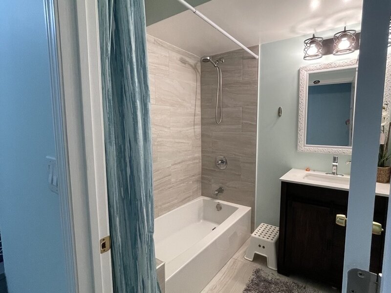 200 W Thacker Street Hoffman Estates IL 60169