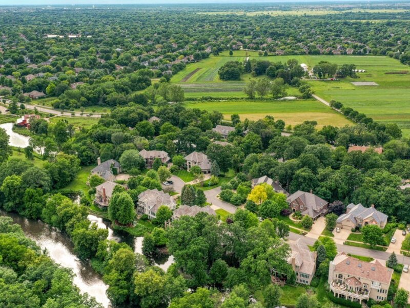 203 Settlers Court Naperville IL 60565
